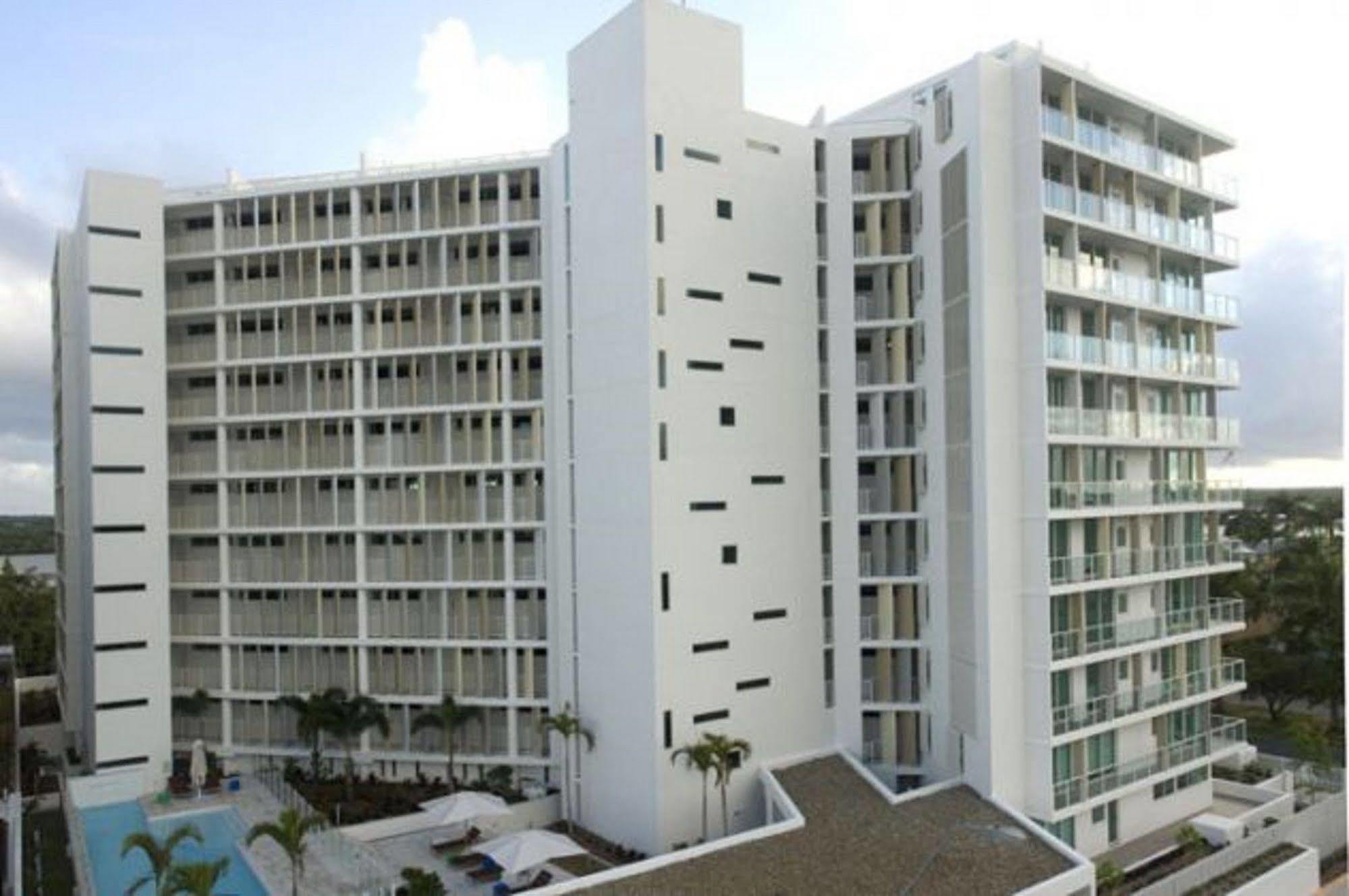 Lanai Riverside Apartments Маккай Экстерьер фото